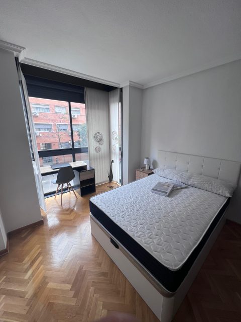 Calle ladera los almendros